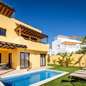  Villa With 4 Bedrooms And Private Heated Pool Spain